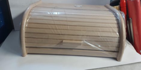 Kenyérdoboz bükk 1,5 kg-os Kenyérdoboz bükk 1,5 kg-os